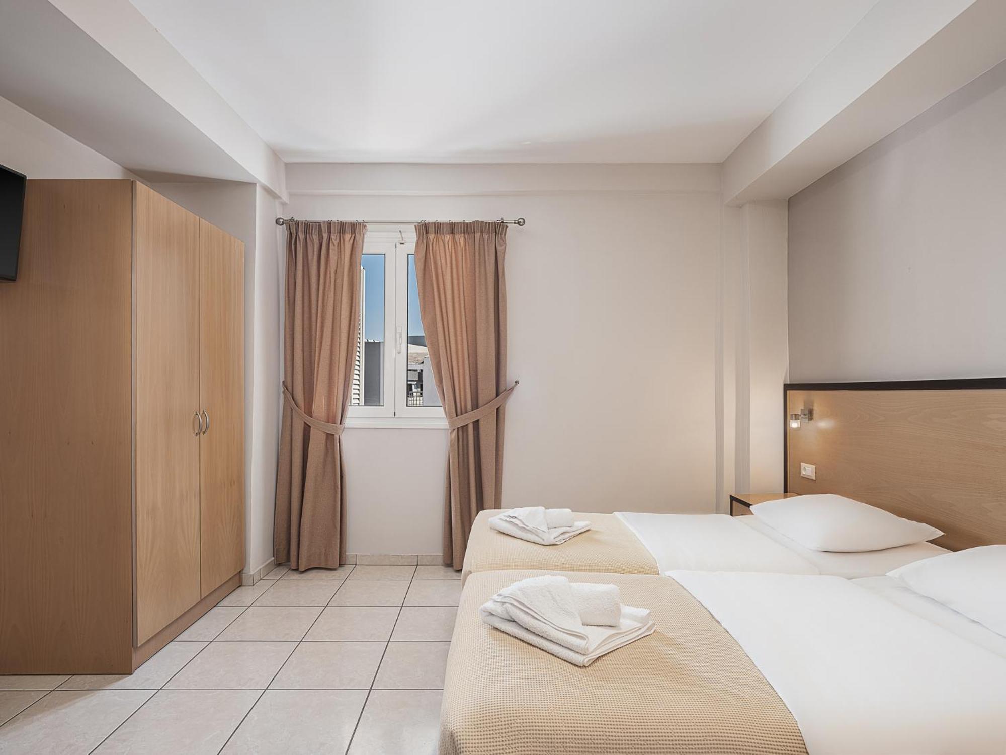 Theofilos City Hotel Chania  Exteriör bild