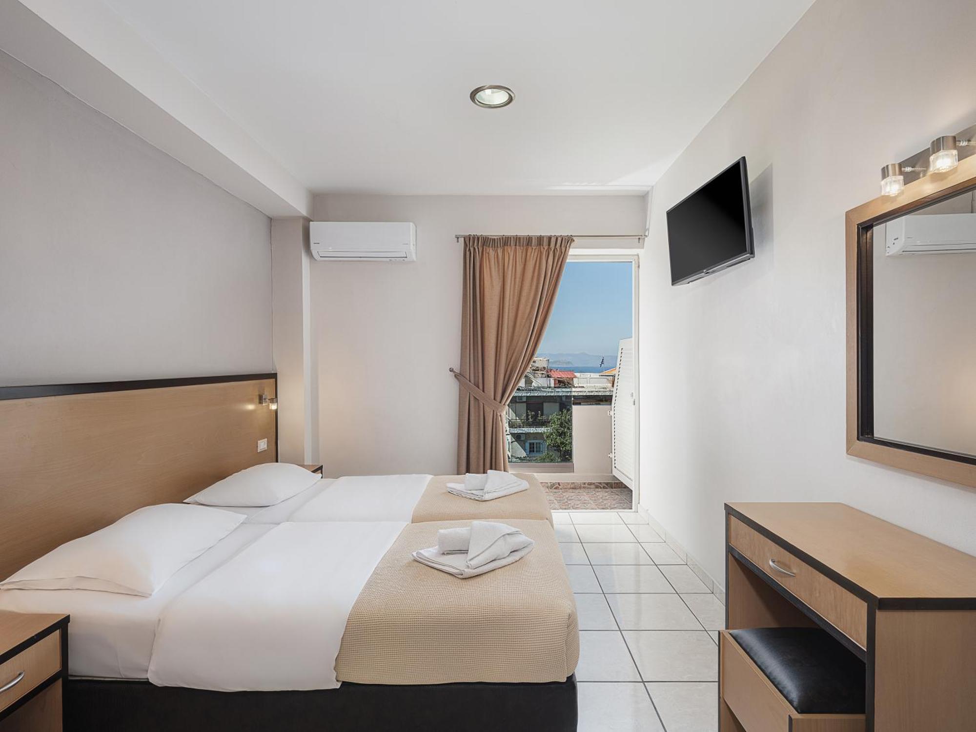 Theofilos City Hotel Chania  Exteriör bild