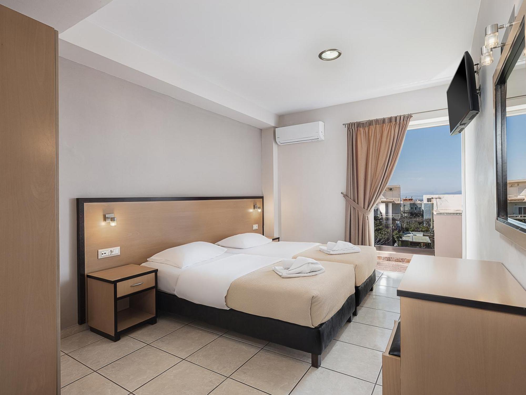 Theofilos City Hotel Chania  Exteriör bild