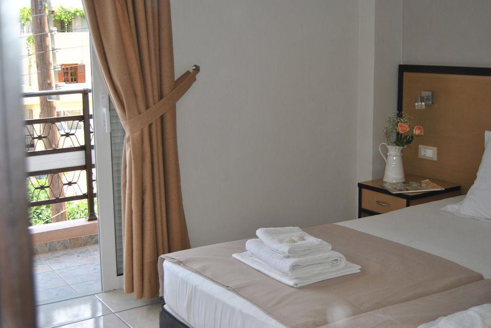Theofilos City Hotel Chania  Exteriör bild